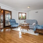 In Cista Velika With Wifi Holiday home