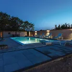 In Cista Velika With Wifi Holiday home *