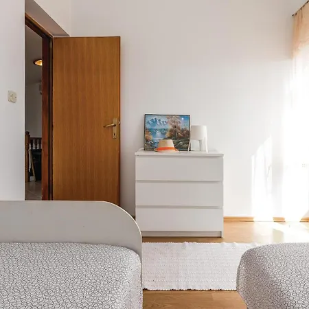 In Cista Velika With Wifi *