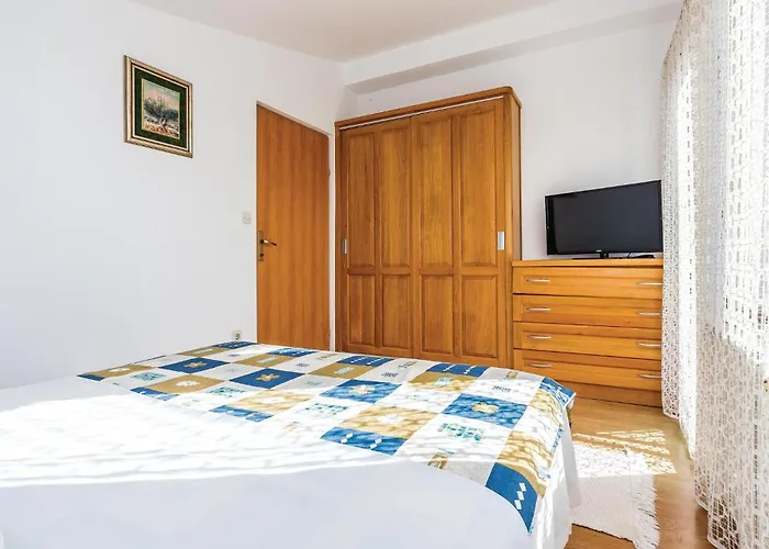 Vakantiehuis In Cista Velika With Wifi *