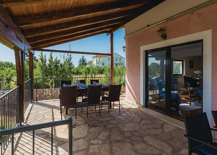 In Cista Velika With Wifi Vakantiehuis Velika Cista (Sibenik-Knin)